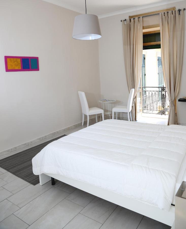Appartamento City Center Napoli Ngoại thất bức ảnh